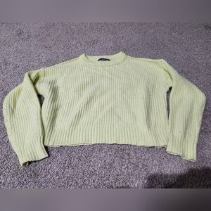 American Eagle Pale Yellow Ribbed Cropped Crewneck Sweater Size Small